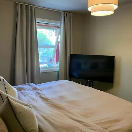 Bright And * Kristiansund